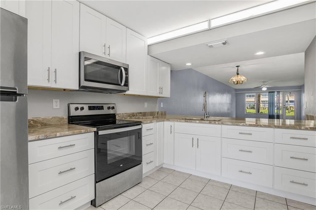 4200 Looking Glass LN # 4207 Property Photo 1