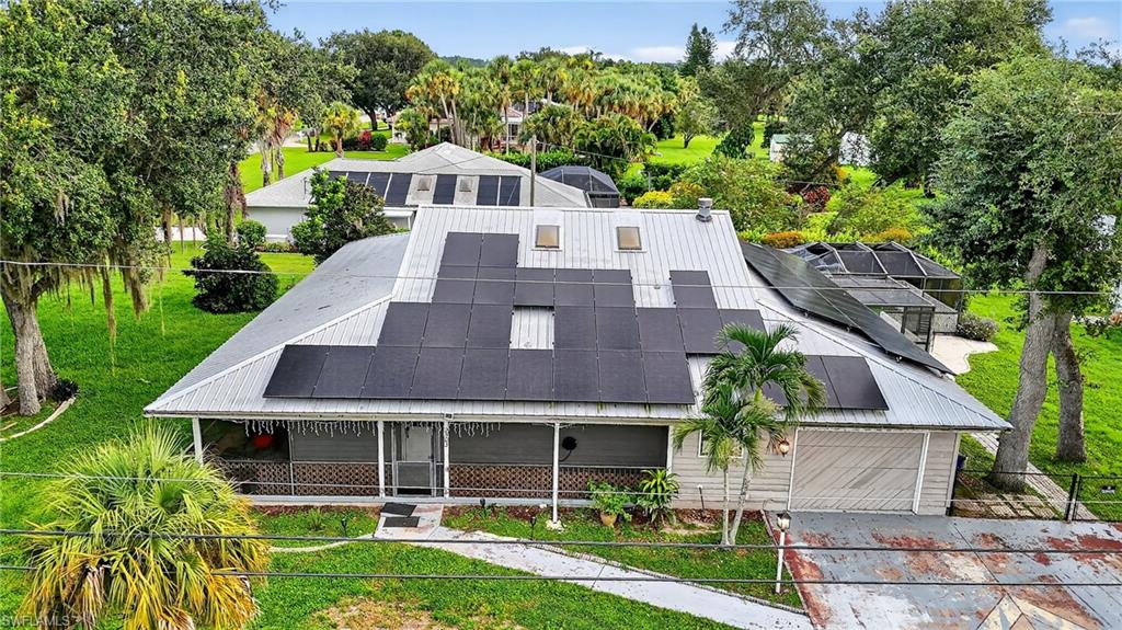 2503 E 5th St Property Photo 3