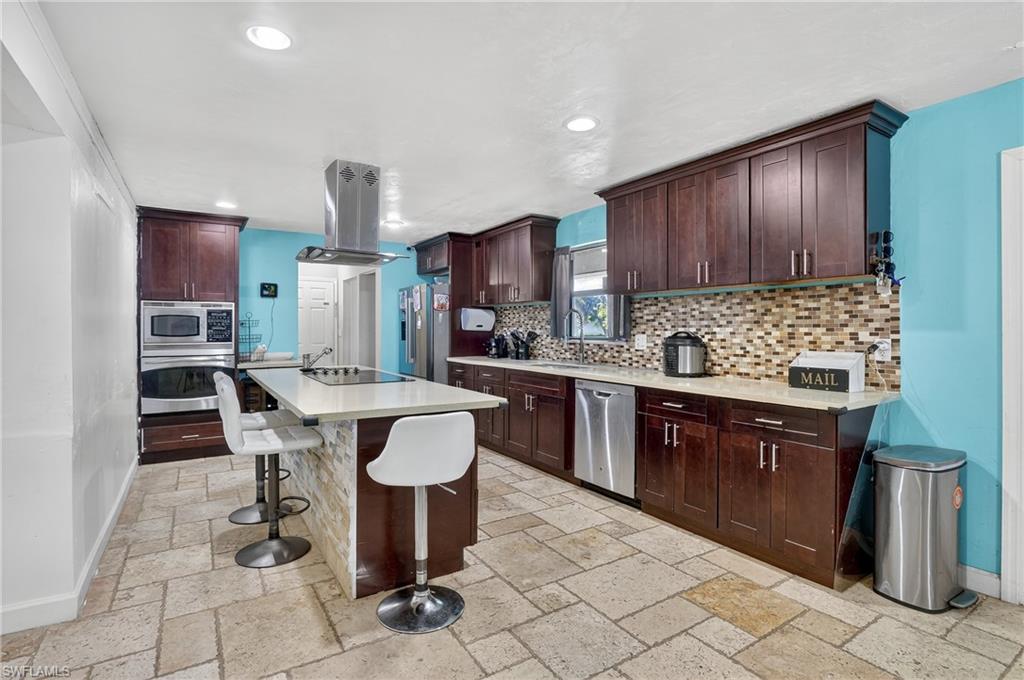 2503 E 5th St Property Photo 7