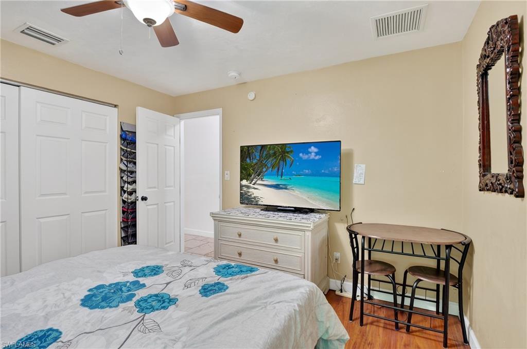 2503 E 5th St Property Photo 16