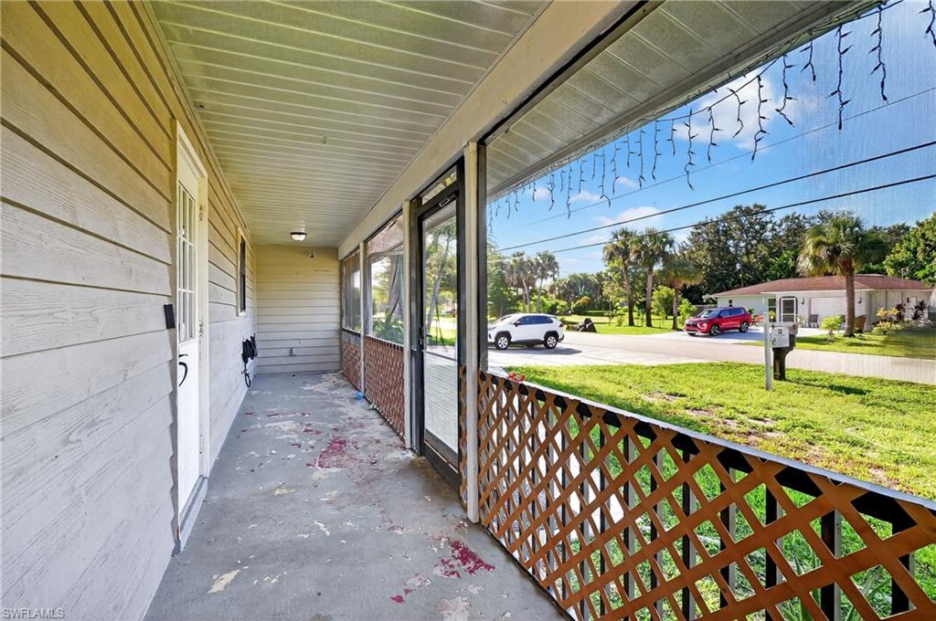 2503 E 5th St Property Photo 25