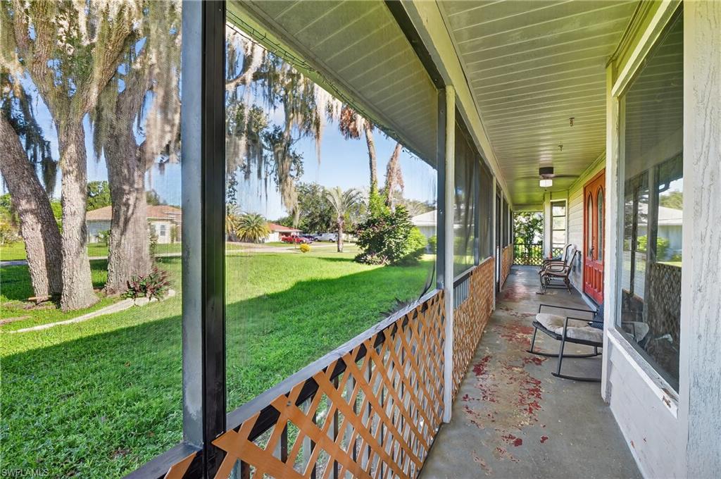 2503 E 5th St Property Photo 29