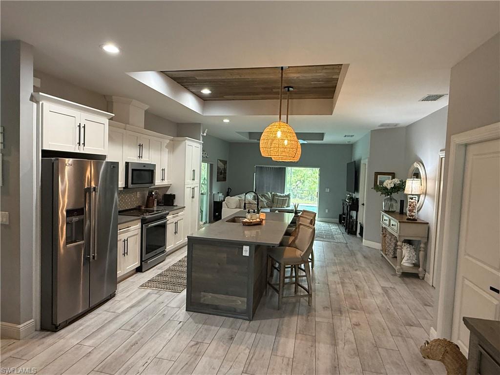 2131 22nd Ave Ne Property Photo 1