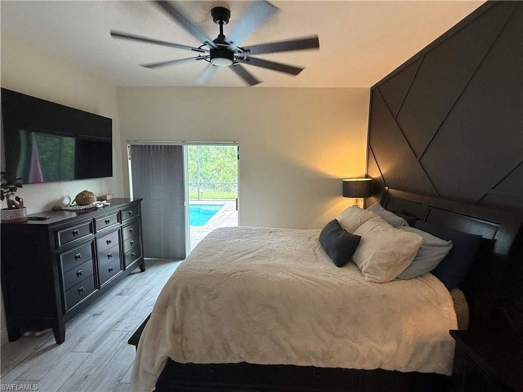 2131 22nd Ave Ne Property Photo 9