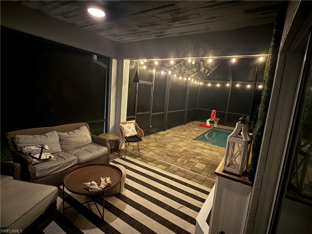 2131 22nd Ave Ne Property Photo 17