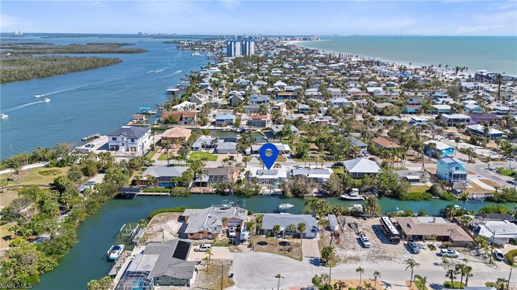 411 Connecticut St Property Photo 2