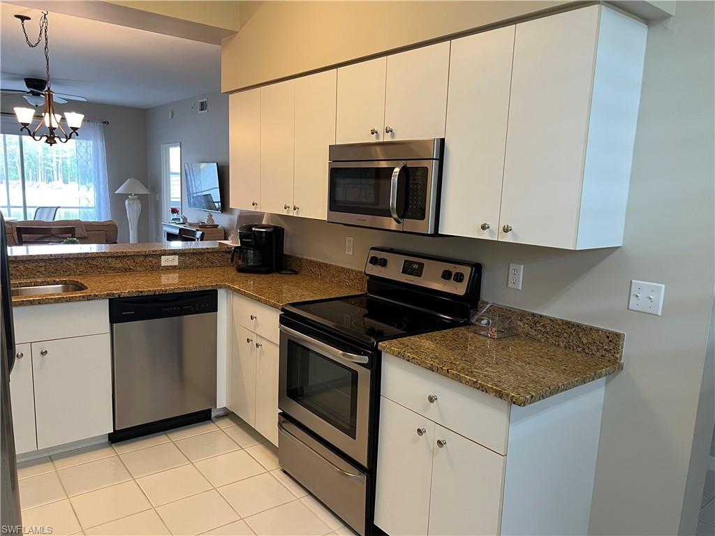 8555 Naples Heritage Dr 214 Property Photo 3