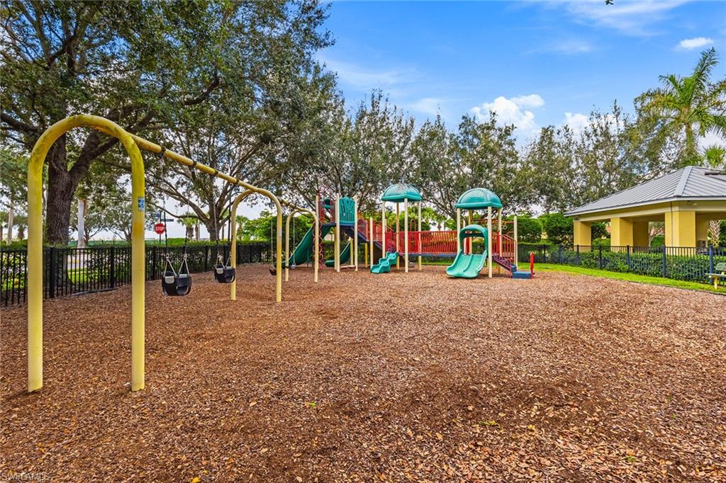 2667 Blossom Way Property Photo 31