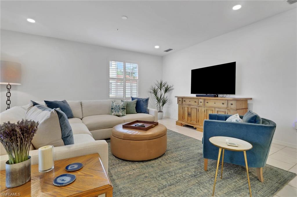 1590 Clermont Dr # K105 Property Photo 6