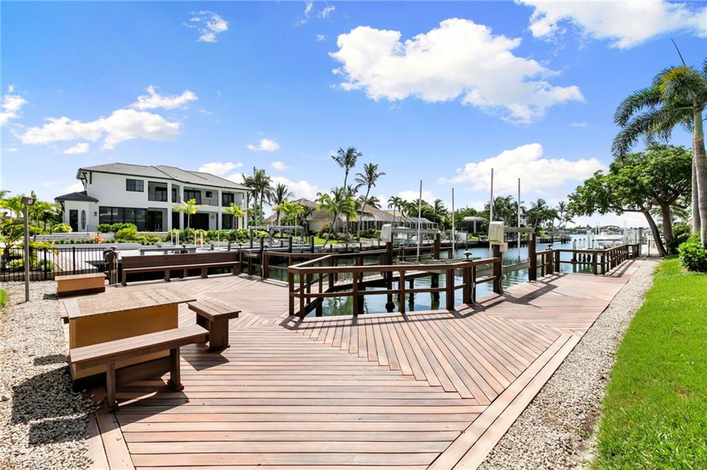 511 Alameda Ct Property Photo 36