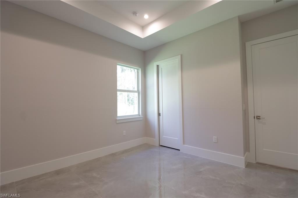 2461 Golden Gate Blvd E Property Photo 23