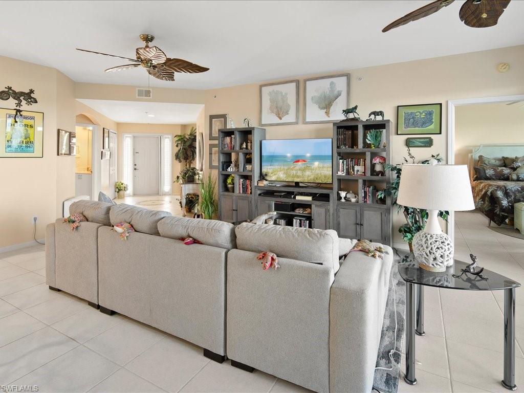 269 Vintage Bay Dr # C8 Property Photo 4