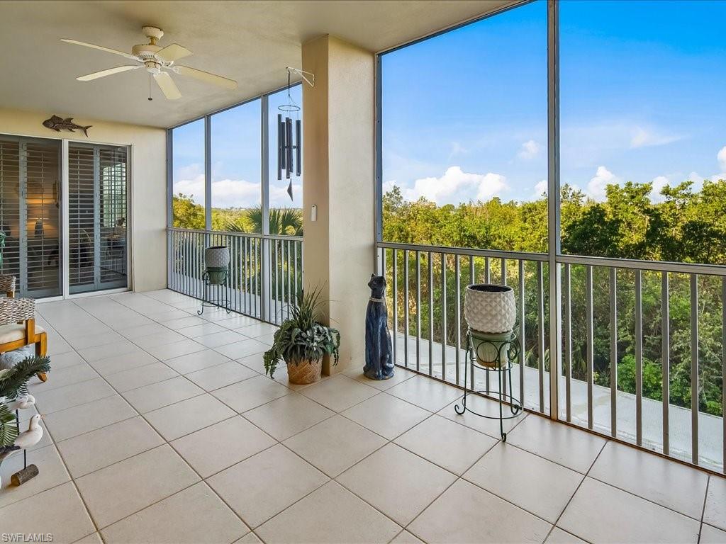 269 Vintage Bay Dr # C8 Property Photo 5