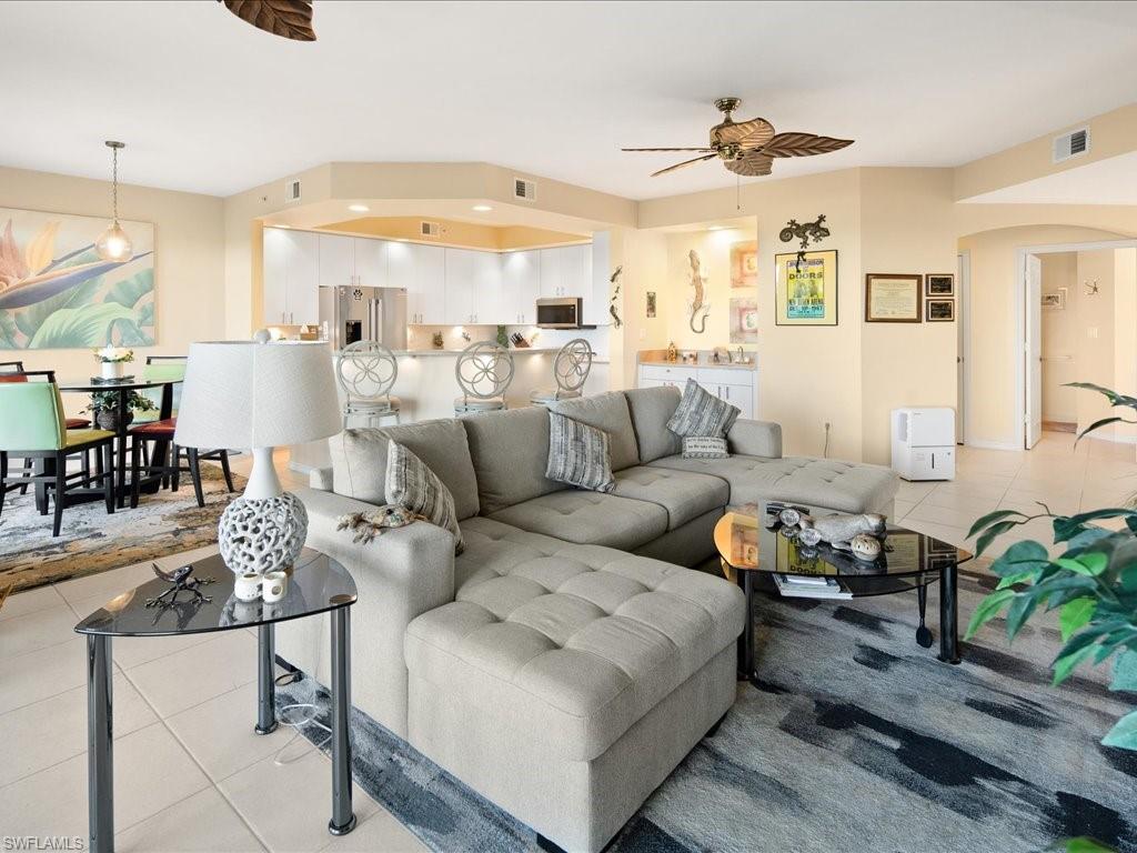 269 Vintage Bay Dr # C8 Property Photo 7