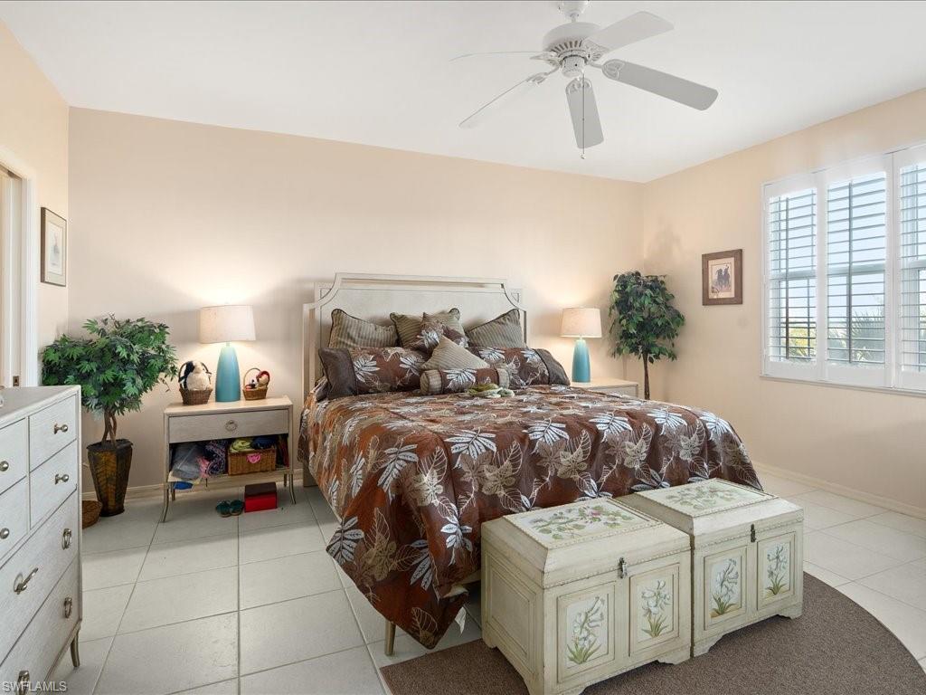 269 Vintage Bay Dr # C8 Property Photo 12