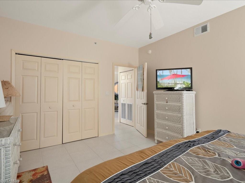 269 Vintage Bay Dr # C8 Property Photo 17