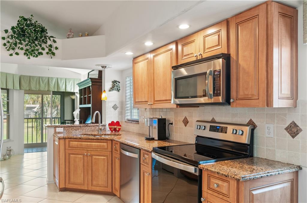 13217 Sherburne Cir # 504 Property Photo 9