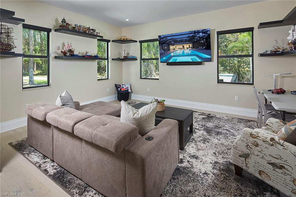 5301 Tamarind Ridge Dr Property Photo 31