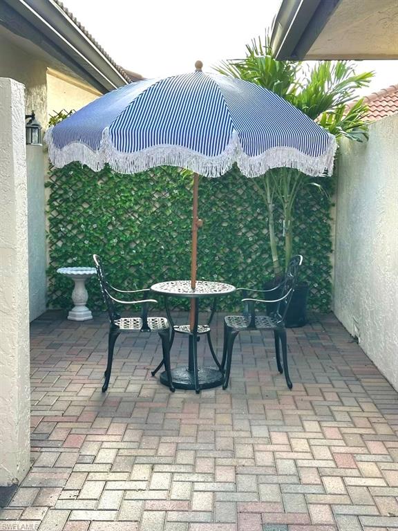 640 Augusta Blvd # 3 Property Photo 6