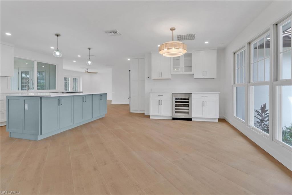 2105 Sheepshead Dr Property Photo 4