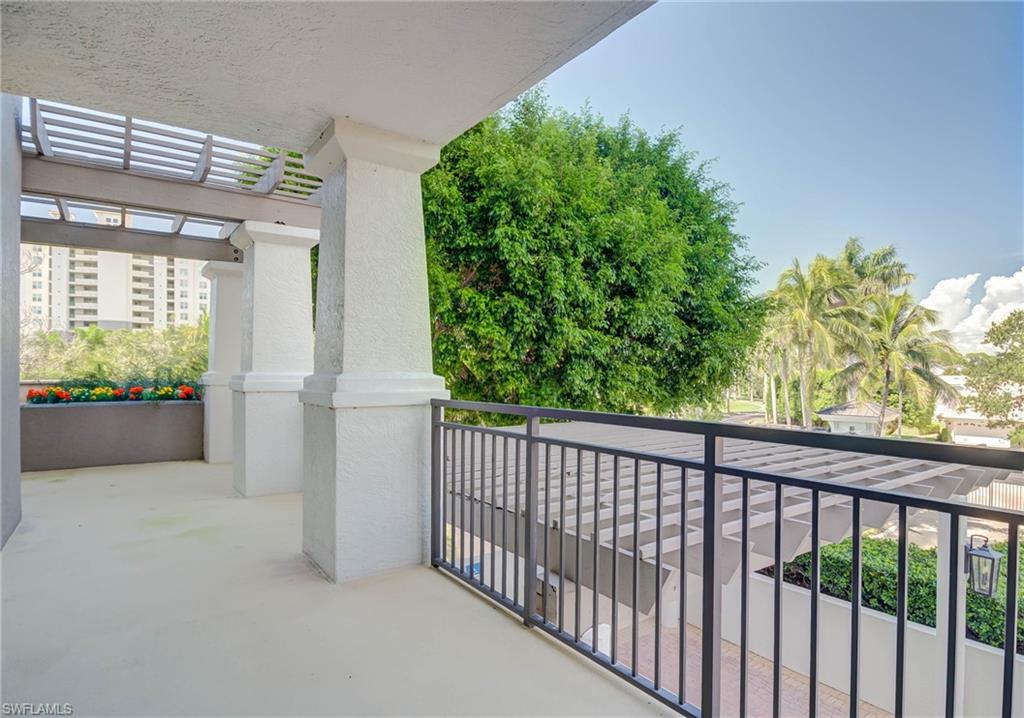 445 Cove Towers Dr 304 Property Photo 12