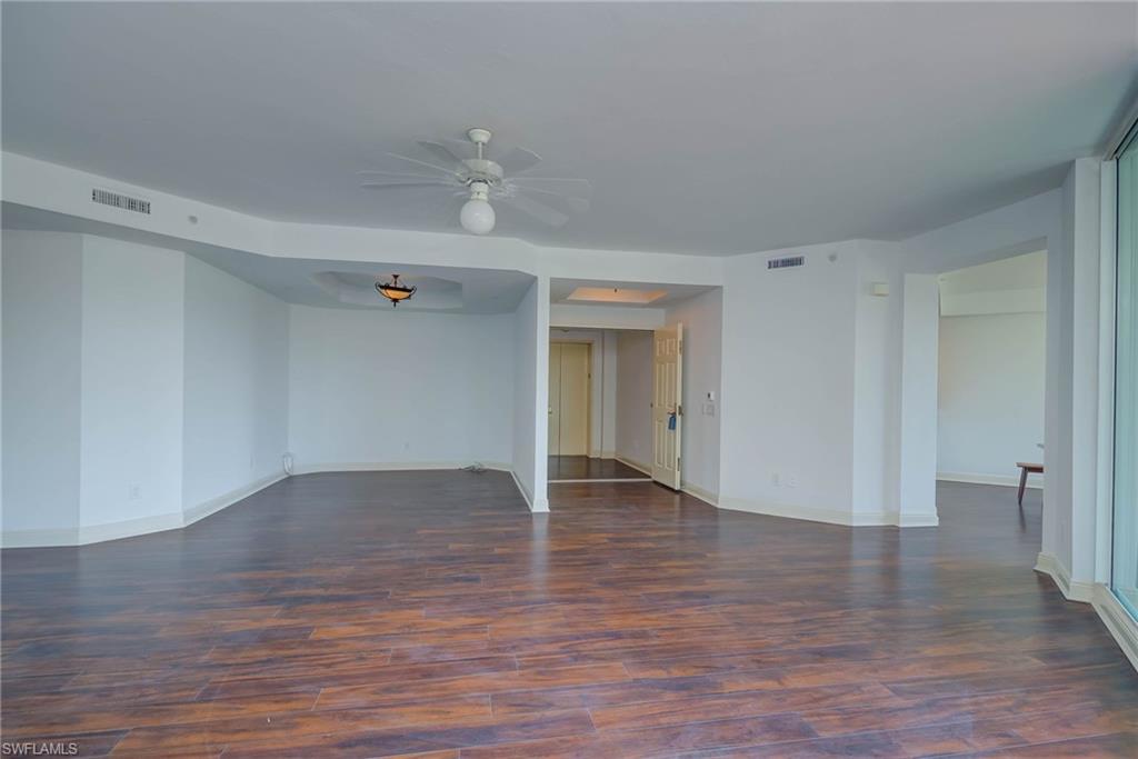 445 Cove Towers Dr 304 Property Photo 16