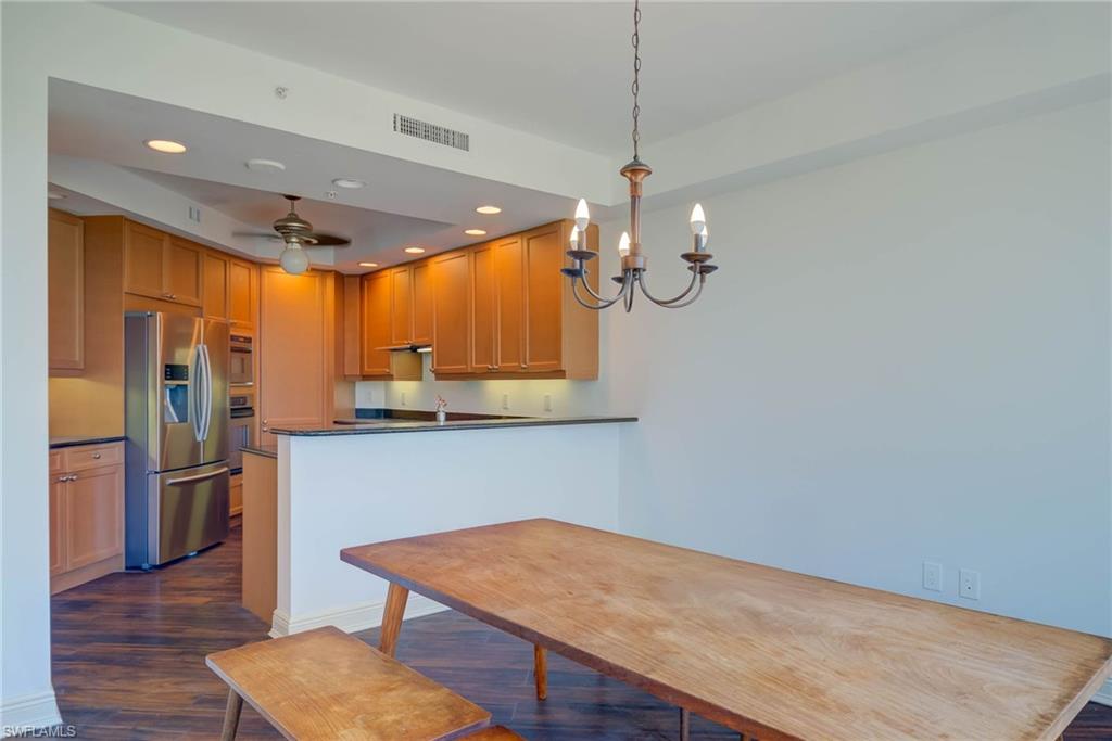 445 Cove Towers Dr 304 Property Photo 23