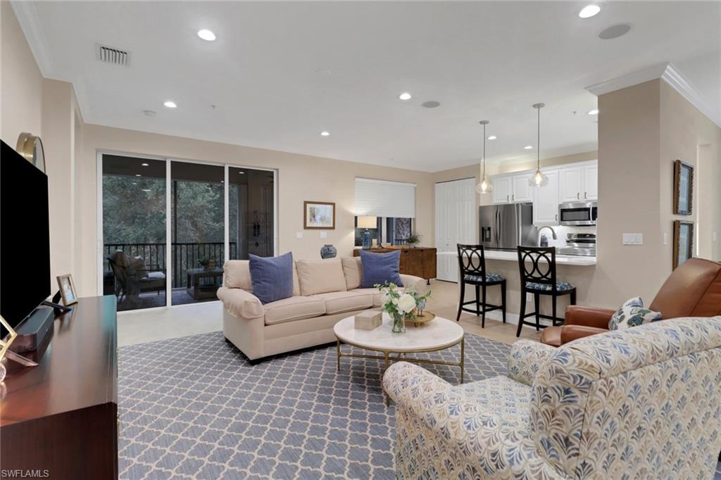 6502 Monterey Pt # 204 Property Photo 3