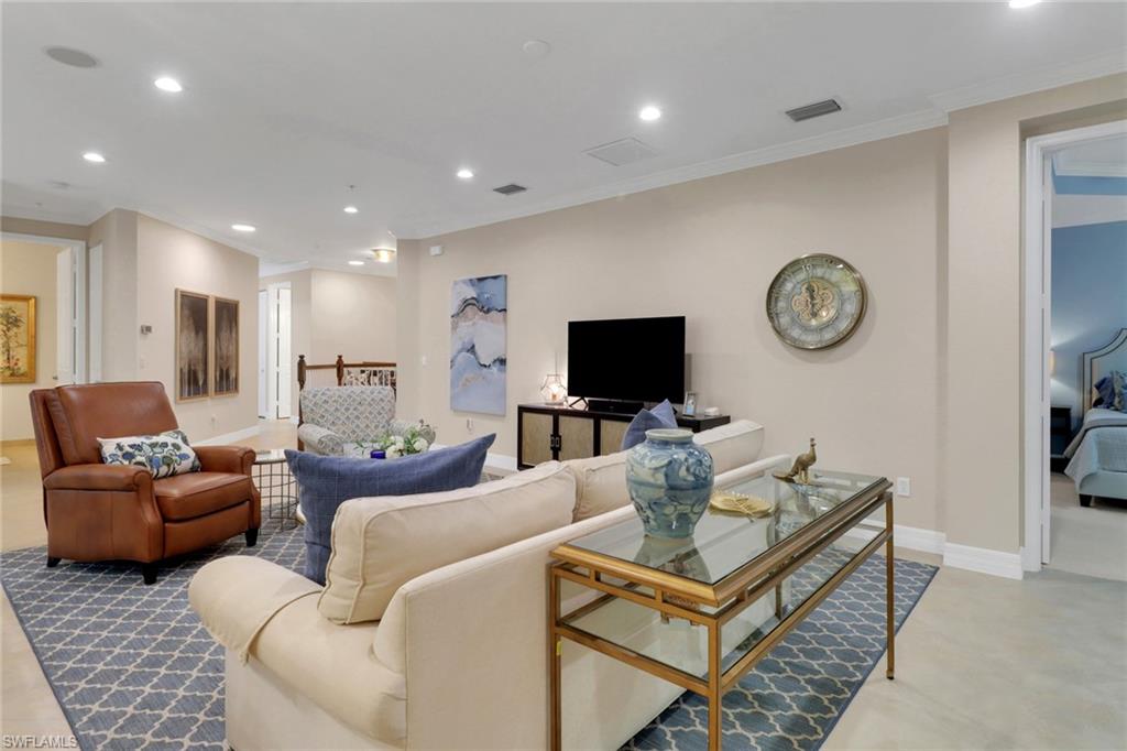 6502 Monterey Pt # 204 Property Photo 4