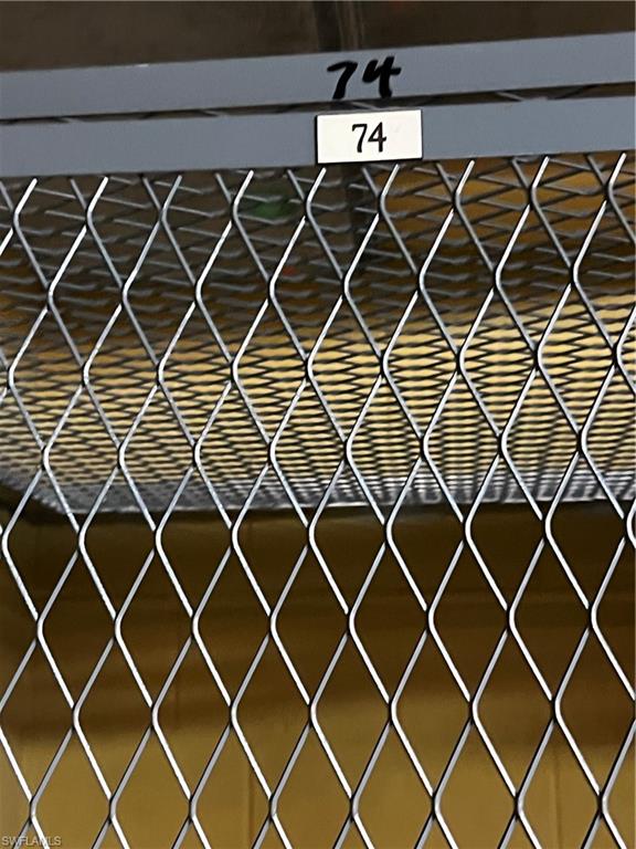 2748 Tiburon Blvd E # 106c Property Photo 34