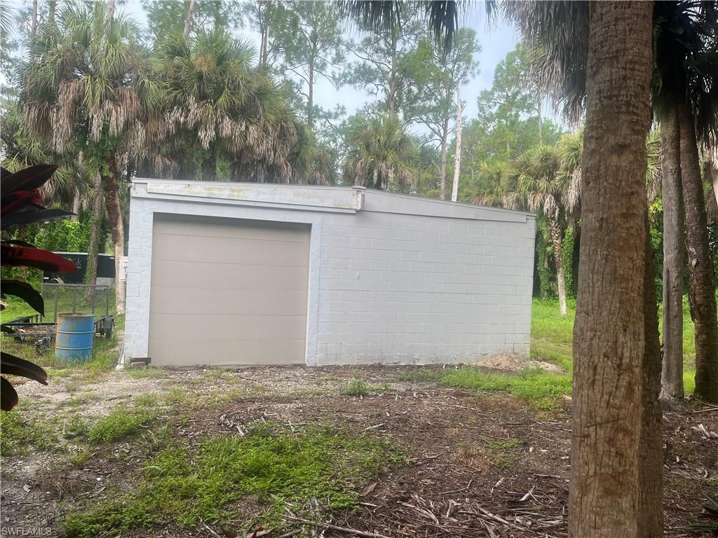 6060 Golden Oaks Ln Property Photo 11