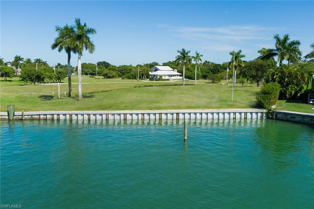 1028 Inlet Dr Property Photo 6