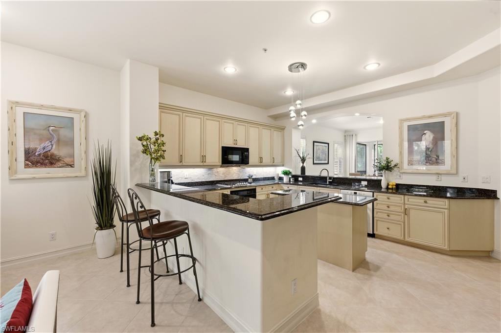 2843 Tiburon Blvd E 7-102 Property Photo 18