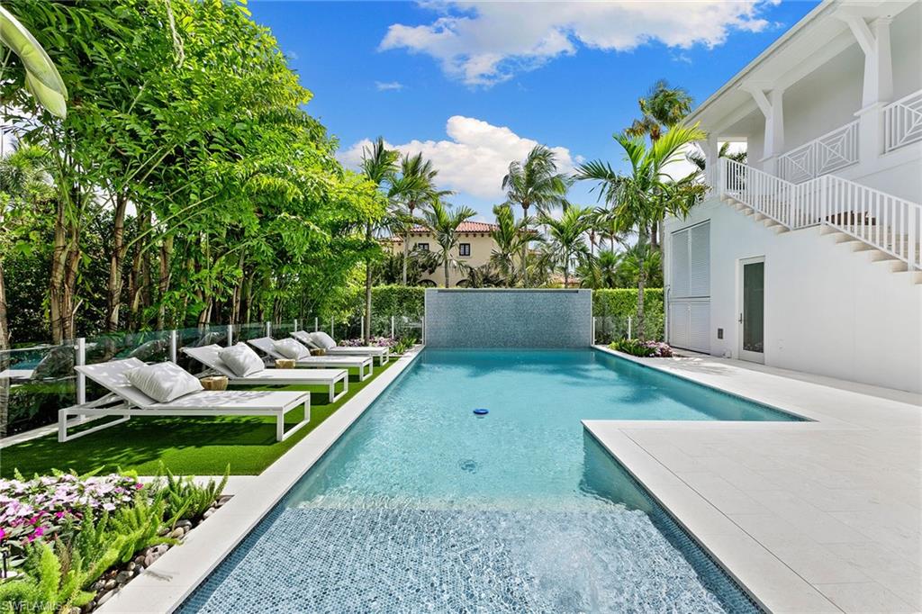 2131 Marina Dr Property Photo 16