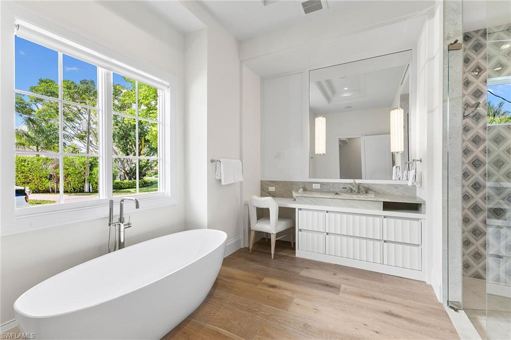 2131 Marina Dr Property Photo 20