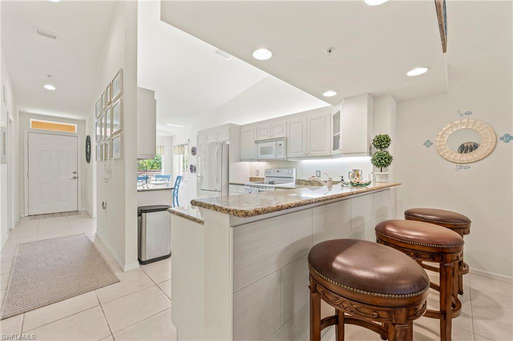 2381 Hidden Lake Ct # 12 Property Photo 7