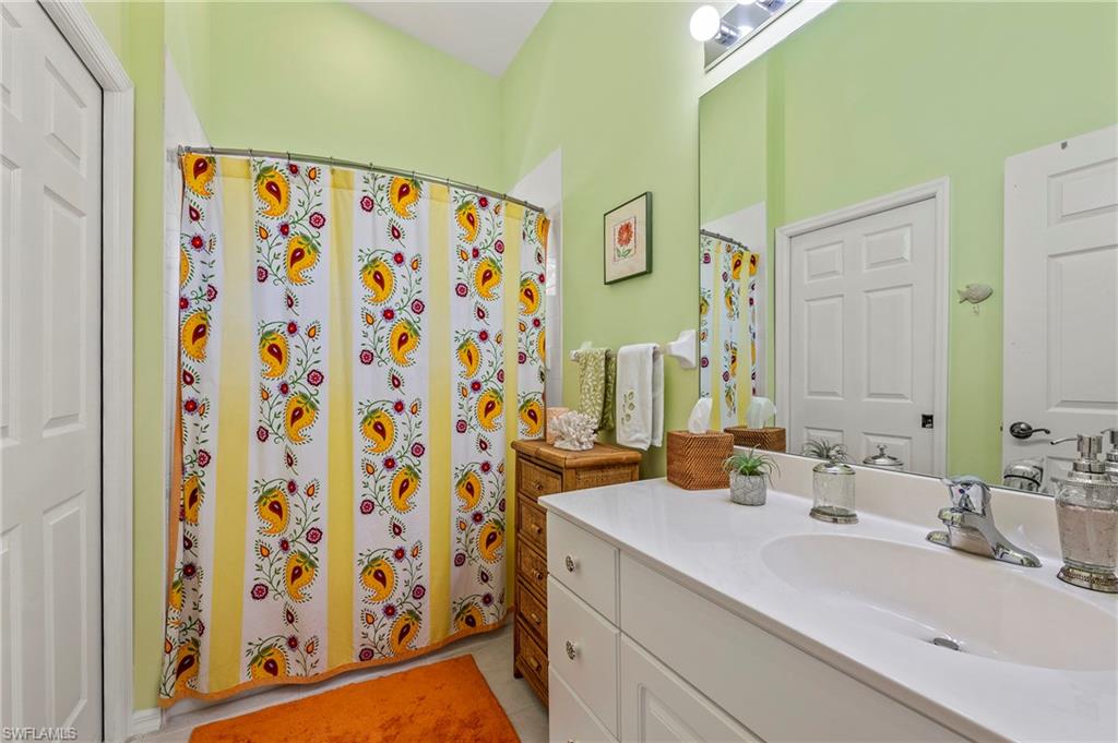 2381 Hidden Lake Ct # 12 Property Photo 16