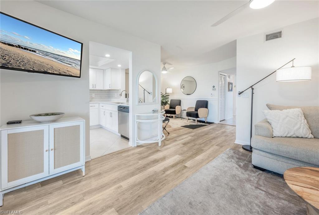 7300 Saint Ives Way # 5208 Property Photo 7