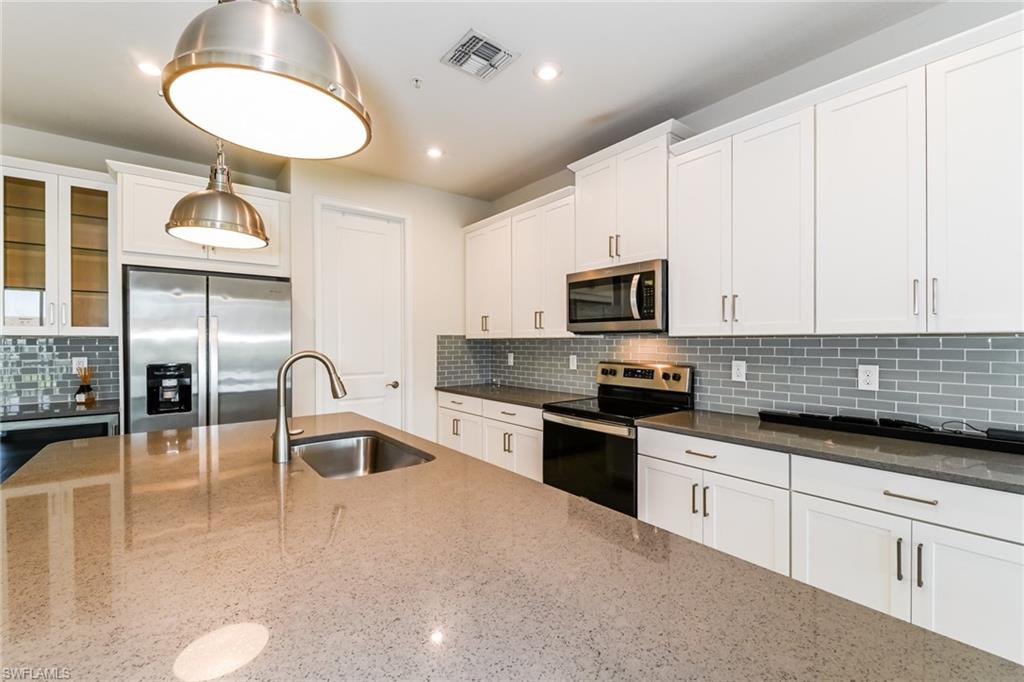 4721 Arboretum Cir # 201 Property Photo 7