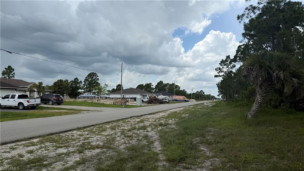 1077 Jaguar Blvd Property Photo 3