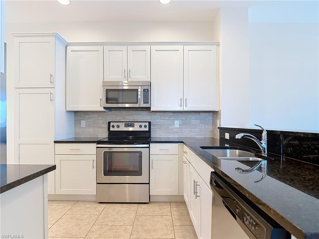 15098 Palmer Lake Cir # 205 Property Photo 11