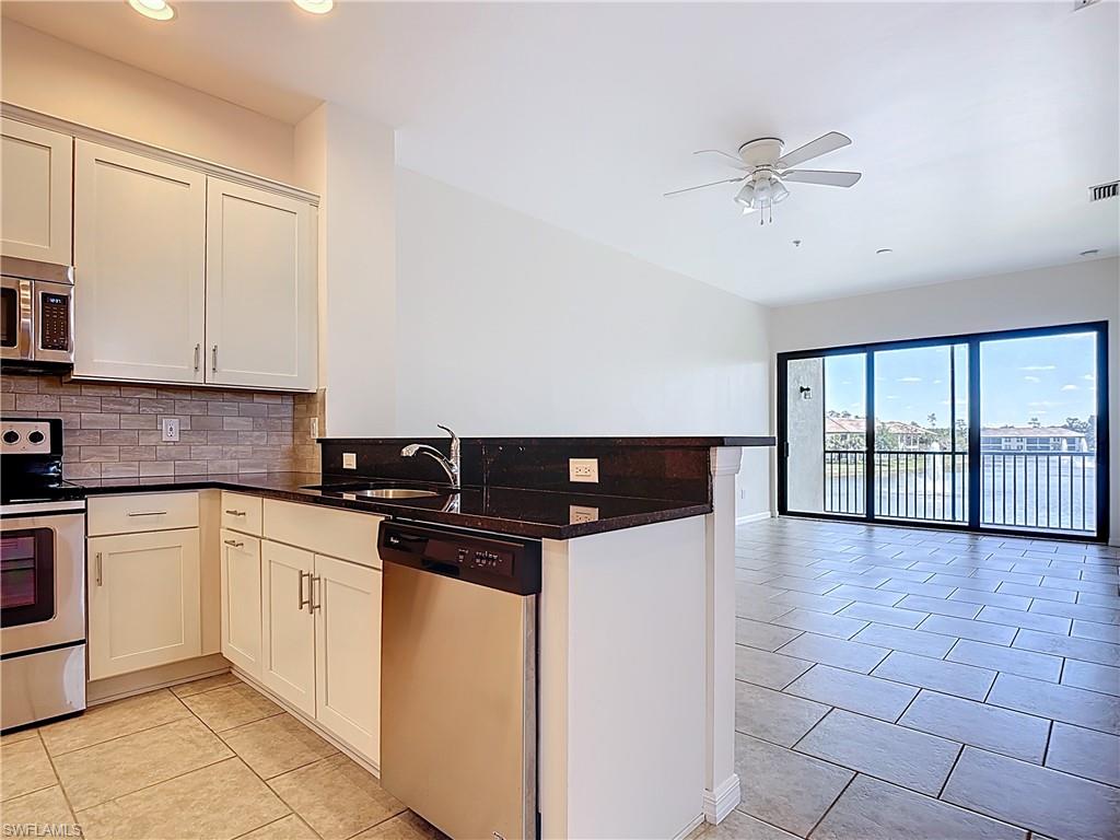 15098 Palmer Lake Cir # 205 Property Photo 12