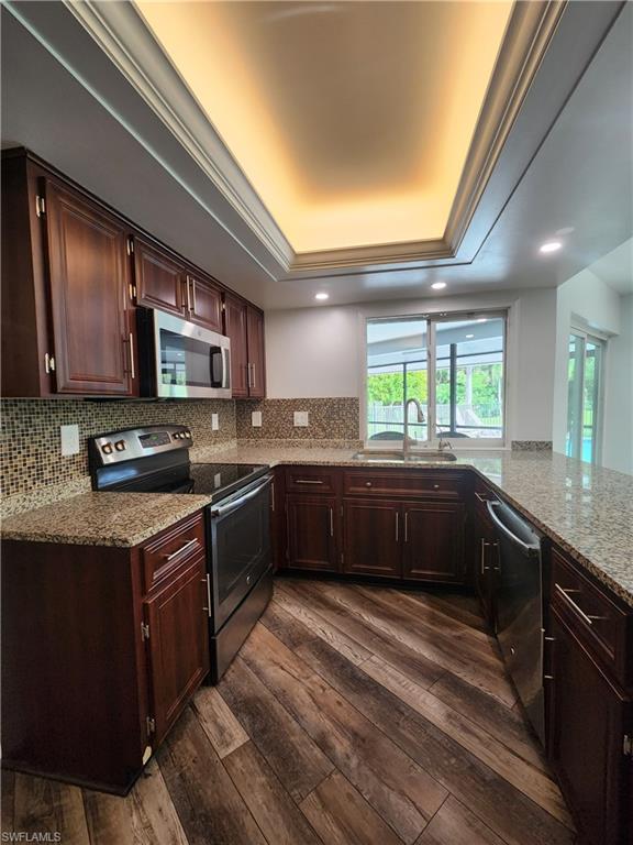 5930 Spanish Oaks Ln Property Photo 8