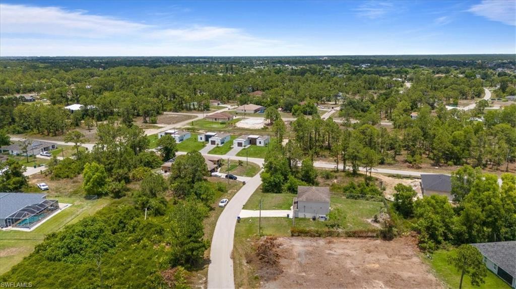 731 Colyer St E Property Photo 34