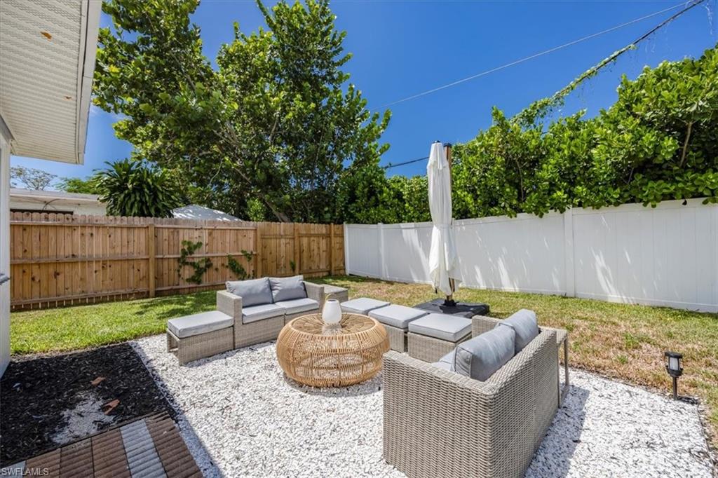 4523 Fluvia Ave Property Photo 17