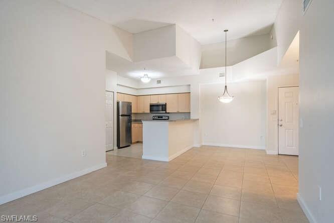 1220 Reserve WAY 305 Property Photo 1