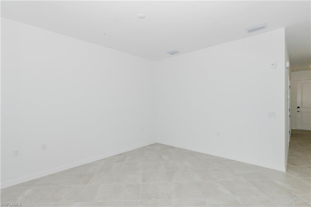 18451 Copperhead Ct N # 545 Property Photo 9