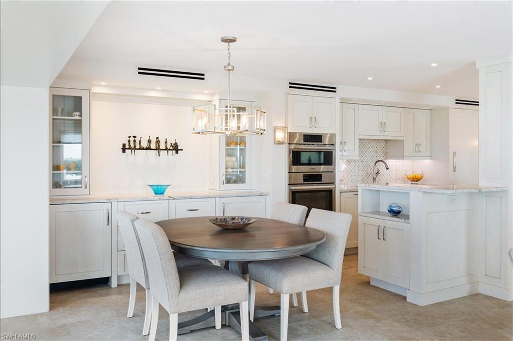 250 Park Shore Dr # 701 Property Photo 13