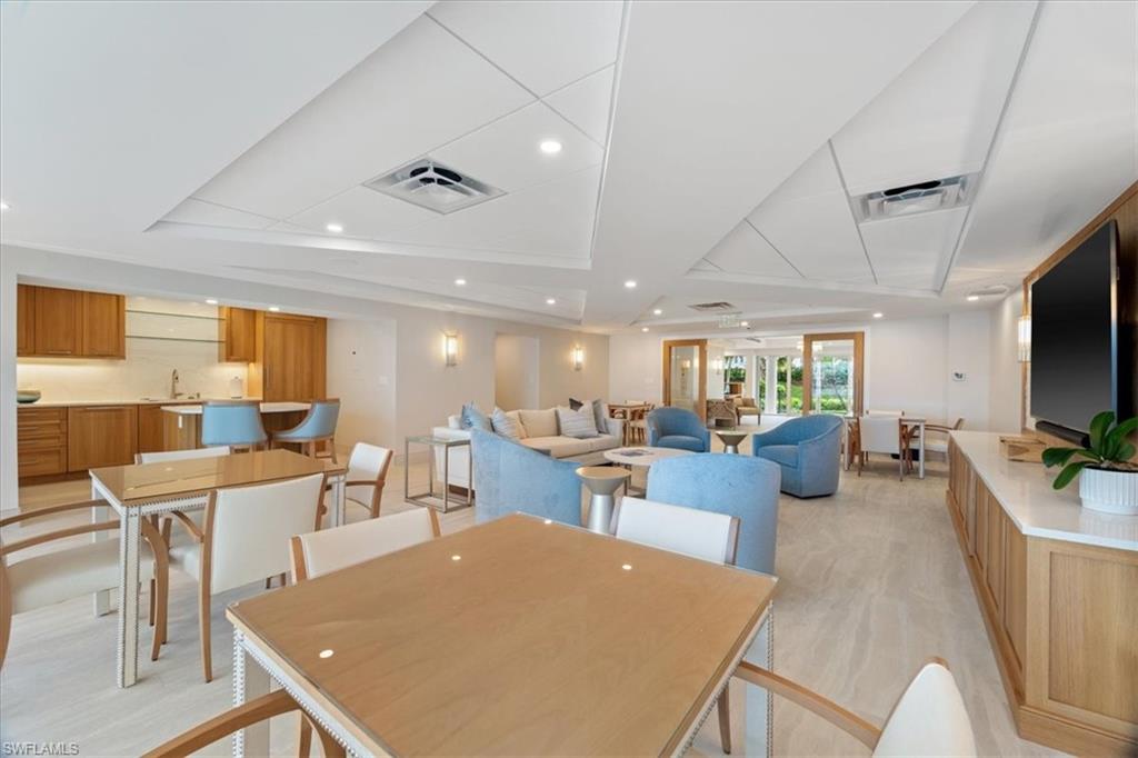 250 Park Shore Dr # 701 Property Photo 34