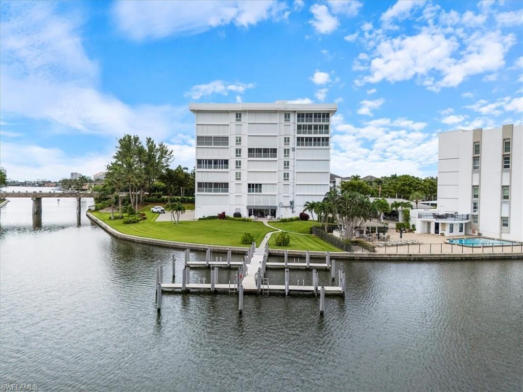 250 Park Shore Dr # 701 Property Photo 42